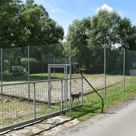 Potacelova 1c, Primelkov, Za Mostem 200 M, Druha Chata, Smer Bitovcice *