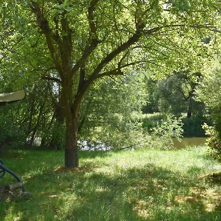 Potacelova 1c, Primelkov, Za Mostem 200 M, Druha Chata, Smer Bitovcice *